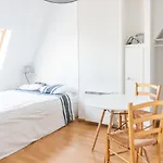 Nice Design Studio Next To The Gare De L\'Est